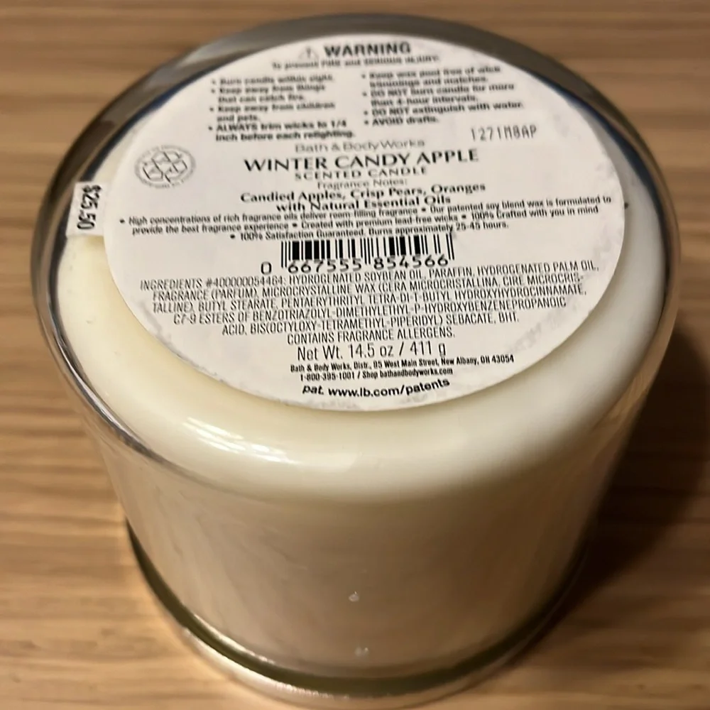Bath & Body Works 3 Wick Candle. Winter Candy Apple.